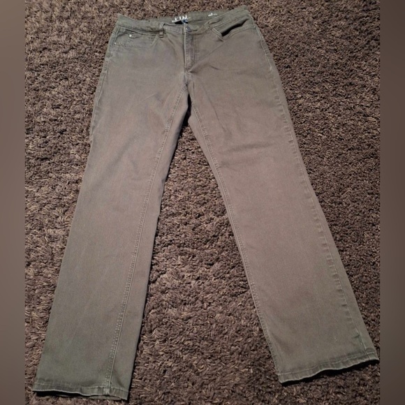 FDJ French Dressing Jean
Olivia
Army Green
High-rise 
Straight Leg
Sz. 14x31 - Picture 1 of 9